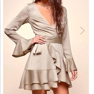 NEVER WORN Selfie Leslie Olive Wrap Dress Large